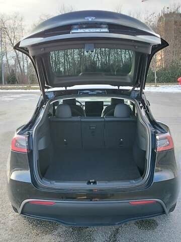 Чорний Тесла Model Y, об'ємом двигуна 0 л та пробігом 36 тис. км за 33500 $, фото 8 на Automoto.ua