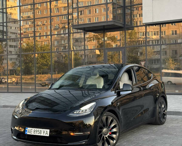 Черный Тесла Model Y, объемом двигателя 0 л и пробегом 20 тыс. км за 31900 $, фото 7 на Automoto.ua