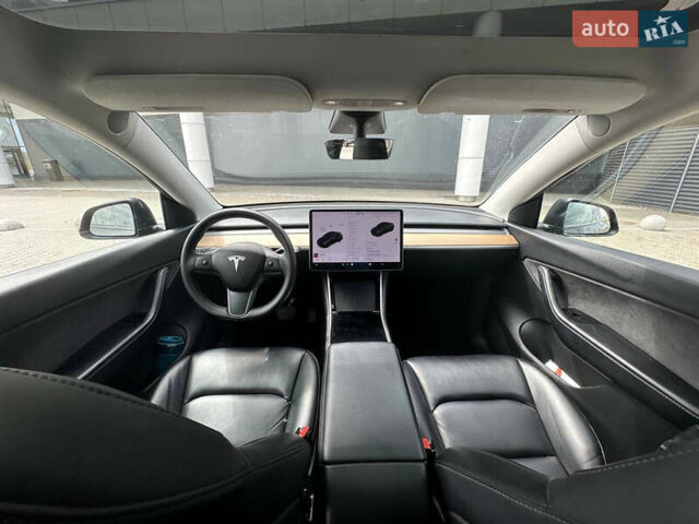 Черный Тесла Model Y, объемом двигателя 0 л и пробегом 49 тыс. км за 19900 $, фото 10 на Automoto.ua