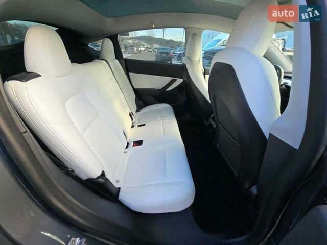 Черный Тесла Model Y, объемом двигателя 0 л и пробегом 56 тыс. км за 19500 $, фото 10 на Automoto.ua