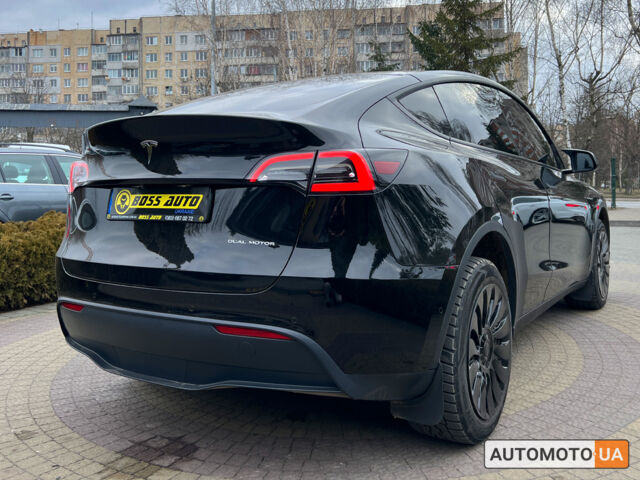 Черный Тесла Model Y, объемом двигателя 75 л и пробегом 72 тыс. км за 29800 $, фото 6 на Automoto.ua