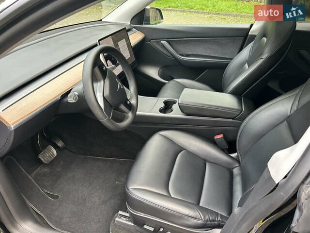 Черный Тесла Model Y, объемом двигателя 0 л и пробегом 140 тыс. км за 18000 $, фото 13 на Automoto.ua