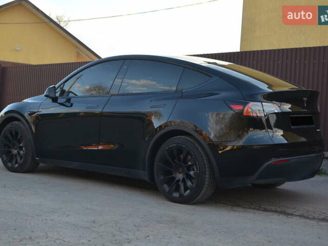 Черный Тесла Model Y, объемом двигателя 0 л и пробегом 77 тыс. км за 21900 $, фото 3 на Automoto.ua