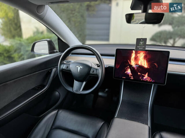Чорний Тесла Model Y, об'ємом двигуна 0 л та пробігом 110 тис. км за 22799 $, фото 46 на Automoto.ua