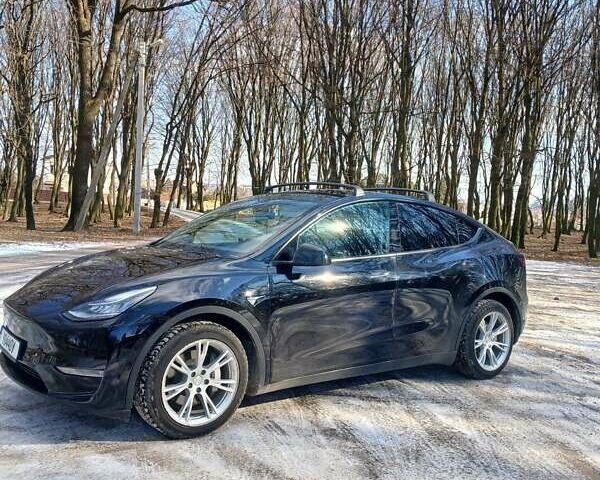 Черный Тесла Model Y, объемом двигателя 0 л и пробегом 90 тыс. км за 22000 $, фото 2 на Automoto.ua