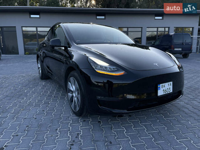 Чорний Тесла Model Y, об'ємом двигуна 0 л та пробігом 38 тис. км за 32900 $, фото 2 на Automoto.ua