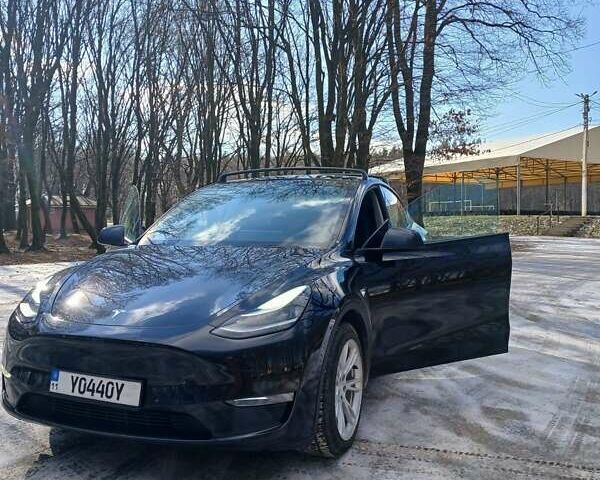 Черный Тесла Model Y, объемом двигателя 0 л и пробегом 90 тыс. км за 22000 $, фото 4 на Automoto.ua