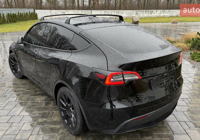 Черный Тесла Model Y, объемом двигателя 0 л и пробегом 169 тыс. км за 21900 $, фото 12 на Automoto.ua