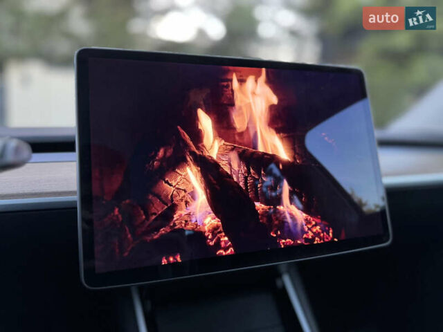 Чорний Тесла Model Y, об'ємом двигуна 0 л та пробігом 110 тис. км за 22799 $, фото 50 на Automoto.ua