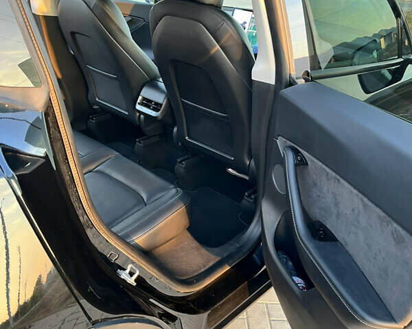 Черный Тесла Model Y, объемом двигателя 0 л и пробегом 90 тыс. км за 22500 $, фото 14 на Automoto.ua