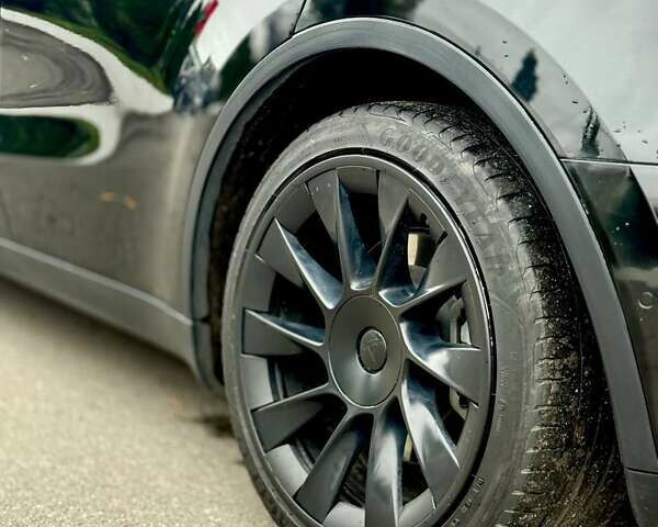 Черный Тесла Model Y, объемом двигателя 0 л и пробегом 158 тыс. км за 22860 $, фото 17 на Automoto.ua
