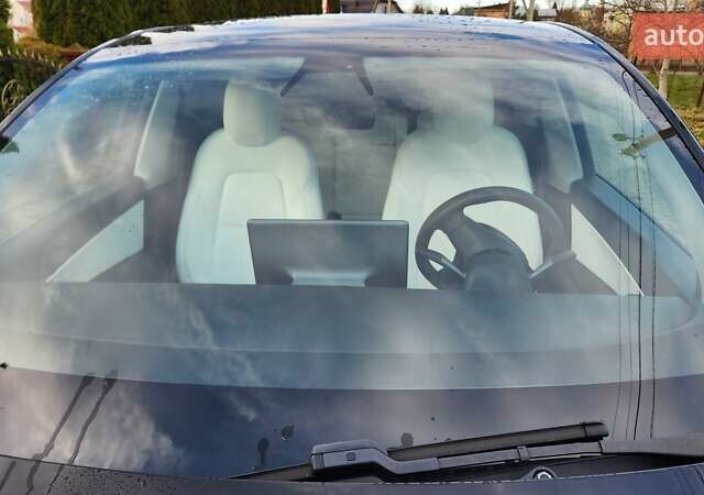 Черный Тесла Model Y, объемом двигателя 0 л и пробегом 86 тыс. км за 24500 $, фото 1 на Automoto.ua