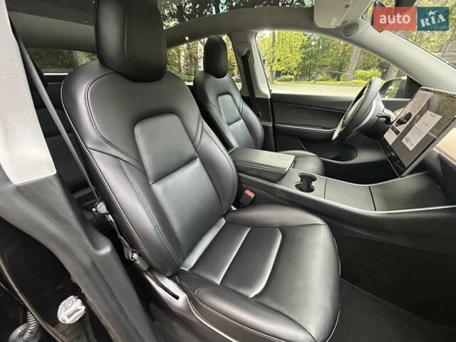 Черный Тесла Model Y, объемом двигателя 0 л и пробегом 140 тыс. км за 18000 $, фото 26 на Automoto.ua