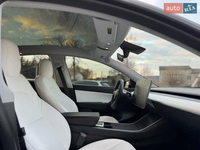 Черный Тесла Model Y, объемом двигателя 0 л и пробегом 149 тыс. км за 20600 $, фото 37 на Automoto.ua