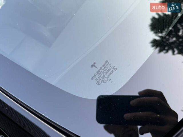 Черный Тесла Model Y, объемом двигателя 0 л и пробегом 92 тыс. км за 24400 $, фото 10 на Automoto.ua