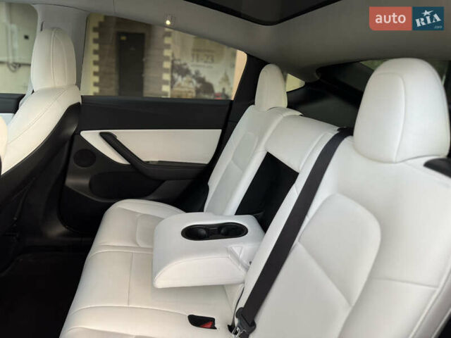 Черный Тесла Model Y, объемом двигателя 0 л и пробегом 149 тыс. км за 20600 $, фото 43 на Automoto.ua