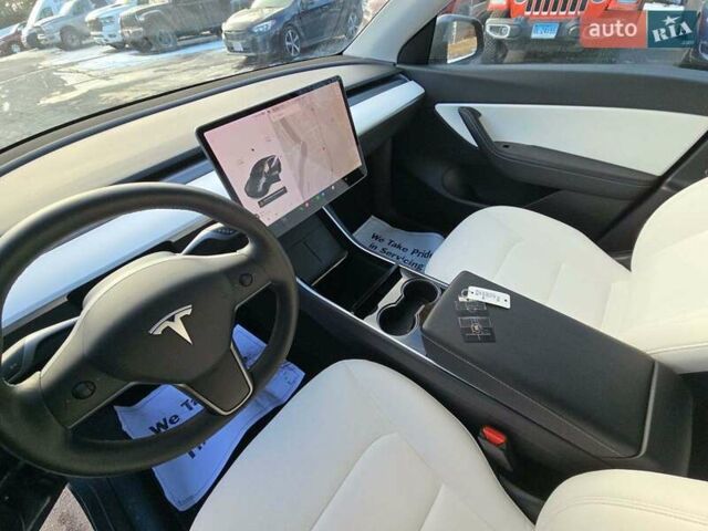 Черный Тесла Model Y, объемом двигателя 0 л и пробегом 56 тыс. км за 19500 $, фото 8 на Automoto.ua
