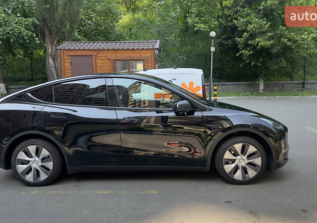 Черный Тесла Model Y, объемом двигателя 0 л и пробегом 103 тыс. км за 23000 $, фото 1 на Automoto.ua