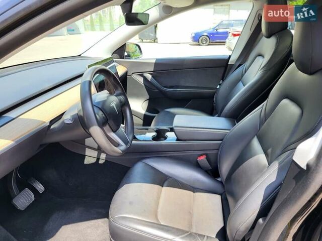 Черный Тесла Model Y, объемом двигателя 0 л и пробегом 110 тыс. км за 21300 $, фото 10 на Automoto.ua
