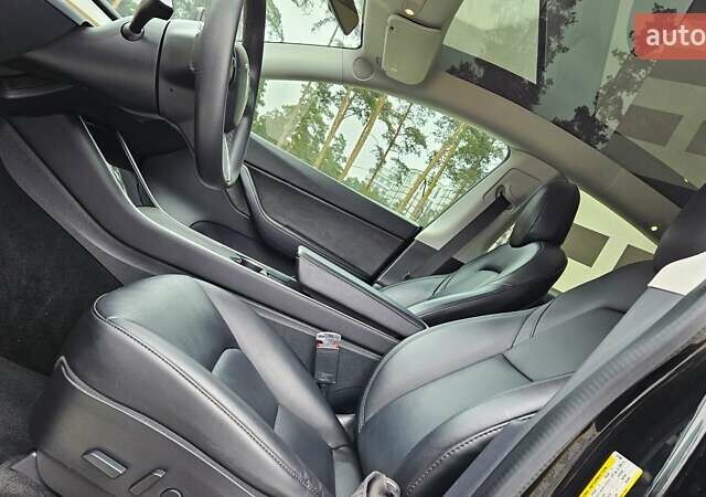 Черный Тесла Model Y, объемом двигателя 0 л и пробегом 136 тыс. км за 23990 $, фото 24 на Automoto.ua