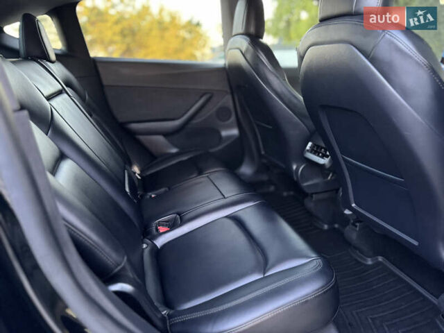 Черный Тесла Model Y, объемом двигателя 0 л и пробегом 113 тыс. км за 21999 $, фото 37 на Automoto.ua