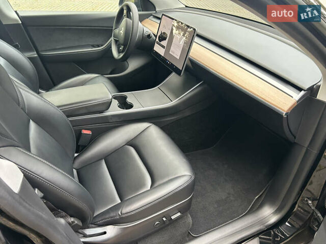 Черный Тесла Model Y, объемом двигателя 0 л и пробегом 140 тыс. км за 18000 $, фото 25 на Automoto.ua