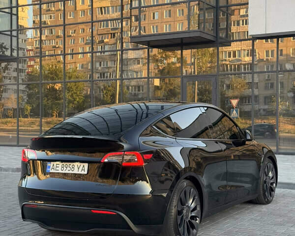 Черный Тесла Model Y, объемом двигателя 0 л и пробегом 20 тыс. км за 31900 $, фото 13 на Automoto.ua