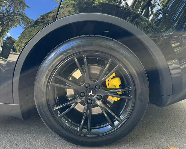 Черный Тесла Model Y, объемом двигателя 0 л и пробегом 143 тыс. км за 22900 $, фото 10 на Automoto.ua
