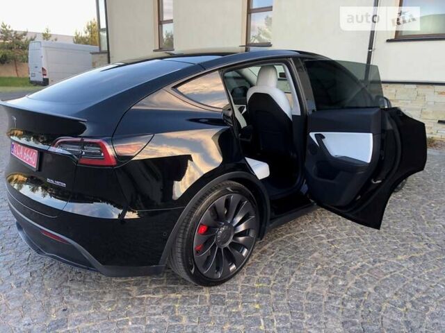 Чорний Тесла Model Y, об'ємом двигуна 0 л та пробігом 73 тис. км за 29499 $, фото 72 на Automoto.ua