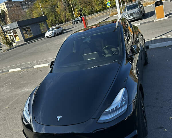 Тесла Model Y 2020 в Днепре (Днепропетровске) на Automoto.ua Черный Тесла Model Y, объемом двигателя 0 л и пробегом 81 тыс. км за 23800 $, фото 9 на Automoto.ua