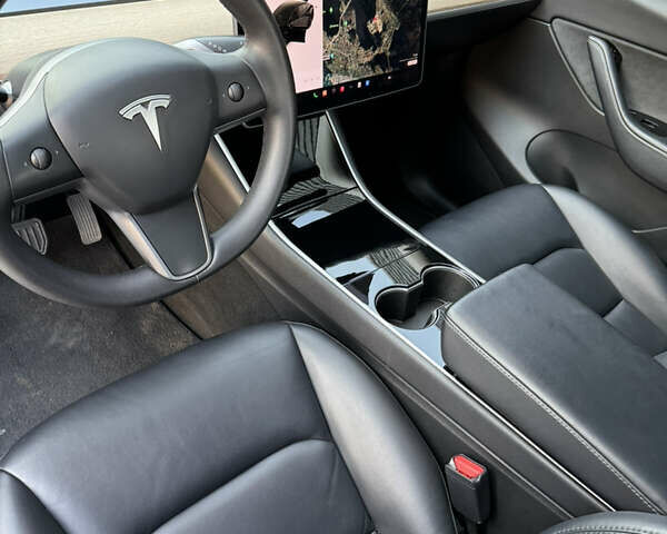 Черный Тесла Model Y, объемом двигателя 0 л и пробегом 92 тыс. км за 24400 $, фото 8 на Automoto.ua
