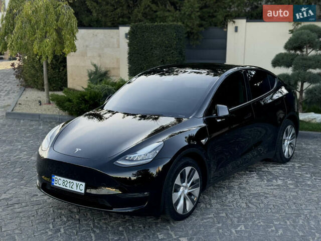 Черный Тесла Model Y, объемом двигателя 0 л и пробегом 113 тыс. км за 21999 $, фото 3 на Automoto.ua
