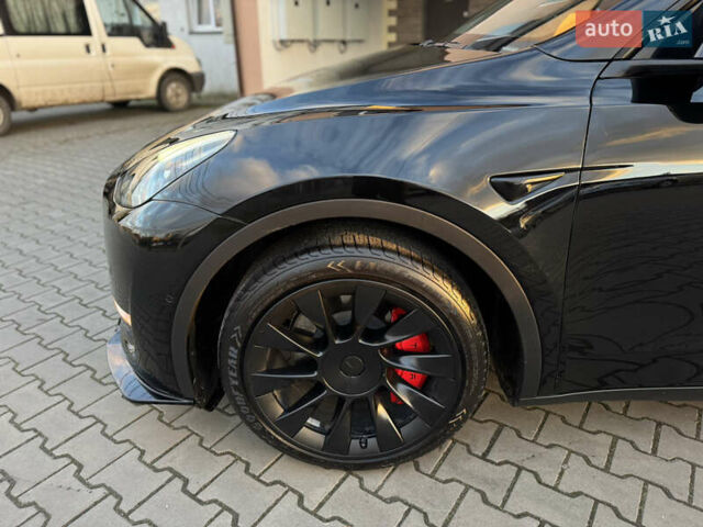 Черный Тесла Model Y, объемом двигателя 0 л и пробегом 149 тыс. км за 20600 $, фото 12 на Automoto.ua