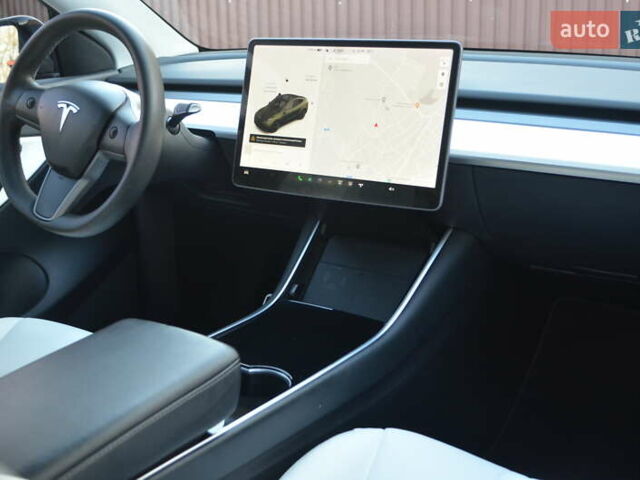 Черный Тесла Model Y, объемом двигателя 0 л и пробегом 77 тыс. км за 21900 $, фото 17 на Automoto.ua