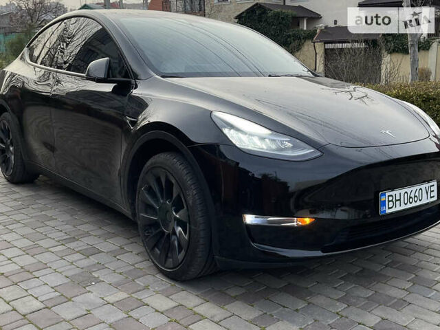 Черный Тесла Model Y, объемом двигателя 0 л и пробегом 74 тыс. км за 29999 $, фото 9 на Automoto.ua