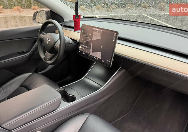 Черный Тесла Model Y, объемом двигателя 0 л и пробегом 169 тыс. км за 21900 $, фото 21 на Automoto.ua
