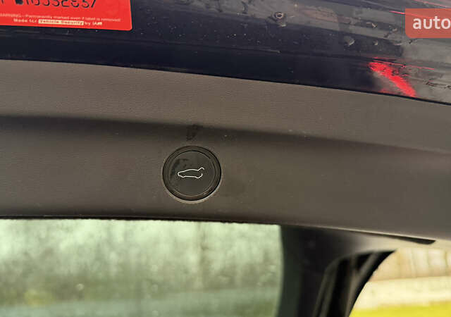 Черный Тесла Model Y, объемом двигателя 0 л и пробегом 169 тыс. км за 21900 $, фото 30 на Automoto.ua