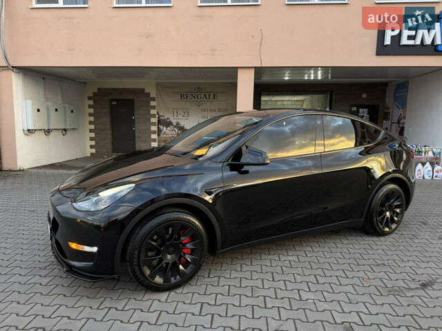 Черный Тесла Model Y, объемом двигателя 0 л и пробегом 149 тыс. км за 20600 $, фото 3 на Automoto.ua