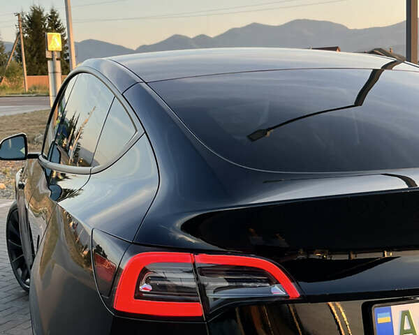 Черный Тесла Model Y, объемом двигателя 0 л и пробегом 90 тыс. км за 22500 $, фото 6 на Automoto.ua