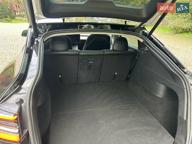Черный Тесла Model Y, объемом двигателя 0 л и пробегом 140 тыс. км за 18000 $, фото 19 на Automoto.ua