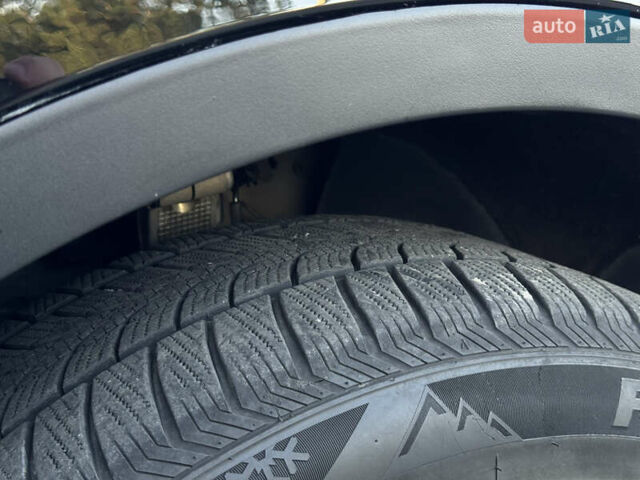 Черный Тесла Model Y, объемом двигателя 0 л и пробегом 113 тыс. км за 21999 $, фото 15 на Automoto.ua