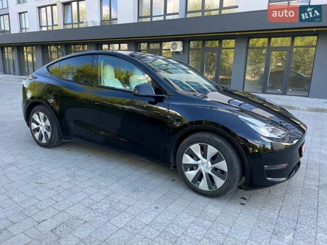 Черный Тесла Model Y, объемом двигателя 0 л и пробегом 65 тыс. км за 32000 $, фото 6 на Automoto.ua