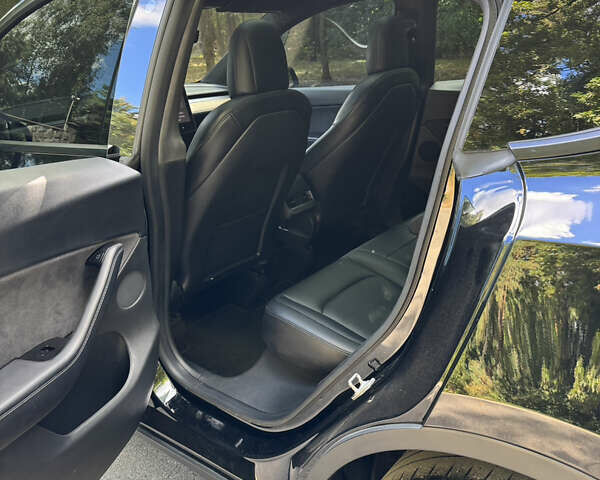 Черный Тесла Model Y, объемом двигателя 0 л и пробегом 143 тыс. км за 22900 $, фото 16 на Automoto.ua