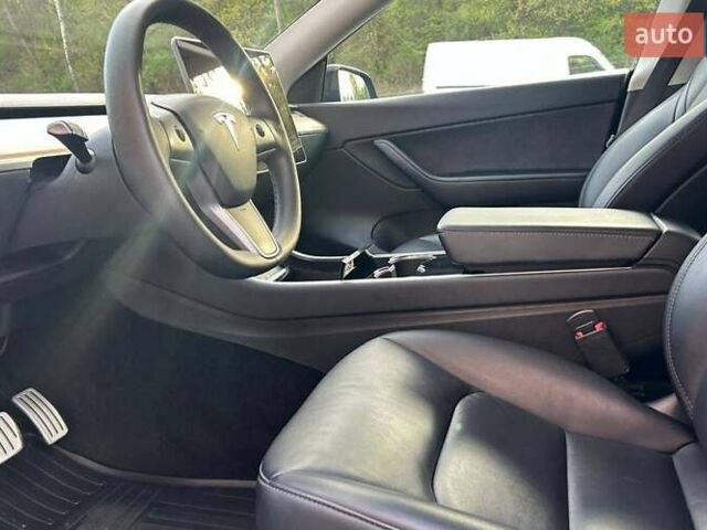 Чорний Тесла Model Y, об'ємом двигуна 0 л та пробігом 84 тис. км за 25500 $, фото 7 на Automoto.ua