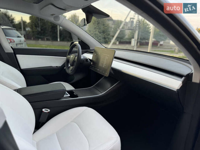 Тесла Model Y 2020 в Луцке на Automoto.ua Черный Тесла Model Y, объемом двигателя 0 л и пробегом 149 тыс. км за 20700 $, фото 27 на Automoto.ua
