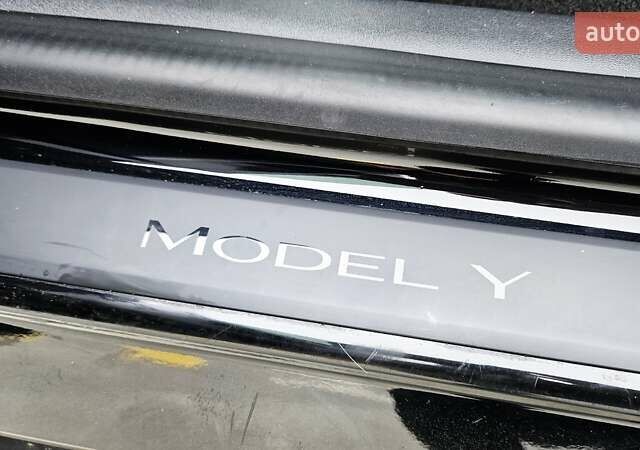 Черный Тесла Model Y, объемом двигателя 0 л и пробегом 136 тыс. км за 23990 $, фото 10 на Automoto.ua