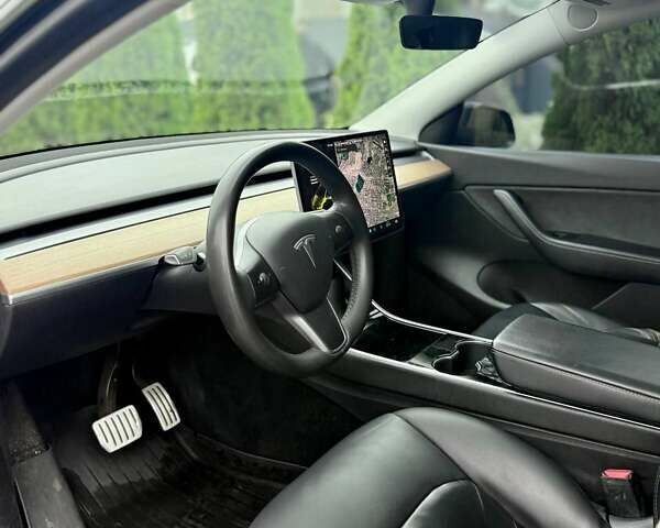 Черный Тесла Model Y, объемом двигателя 0 л и пробегом 158 тыс. км за 22860 $, фото 7 на Automoto.ua
