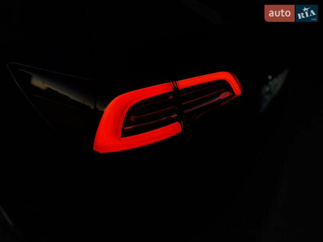 Чорний Тесла Model Y, об'ємом двигуна 0 л та пробігом 110 тис. км за 22799 $, фото 41 на Automoto.ua