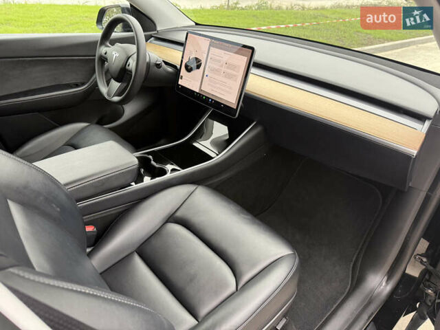 Черный Тесла Model Y, объемом двигателя 0 л и пробегом 107 тыс. км за 21000 $, фото 10 на Automoto.ua