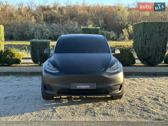 Черный Тесла Model Y, объемом двигателя 0 л и пробегом 60 тыс. км за 22999 $, фото 5 на Automoto.ua